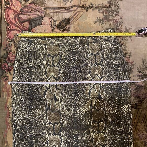 Metallic Gold Snake Skin Skirt - Picture 7 of 12